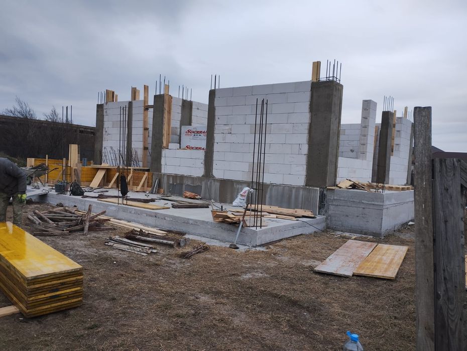 Executăm lucrări în construcții 
O întrebare ! Am un Peugeot box