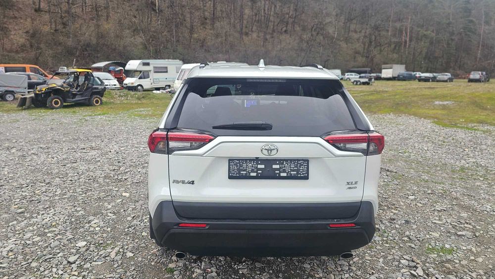 Toyota Rav4 XLE Premium AWD