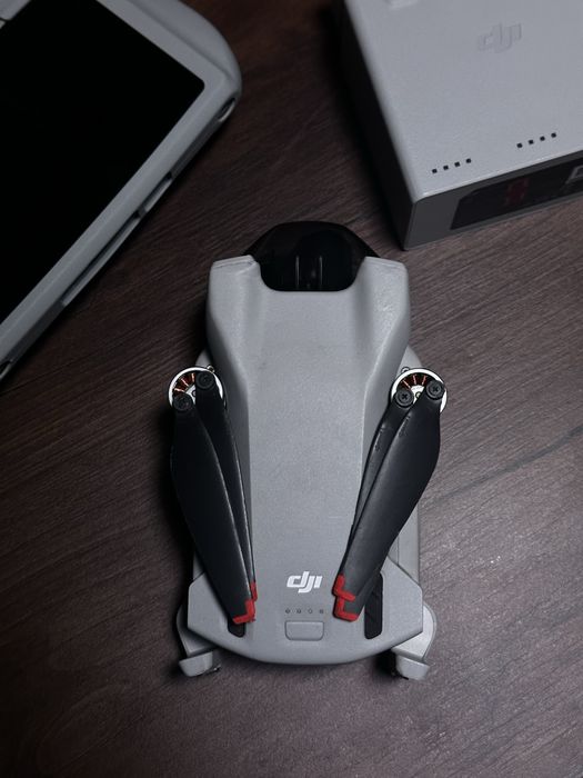 DJI mini 3 fly more combo (2 усиленных акума)