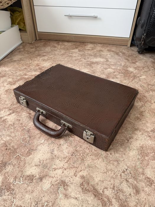 Совесткий дипломат портфель СССР