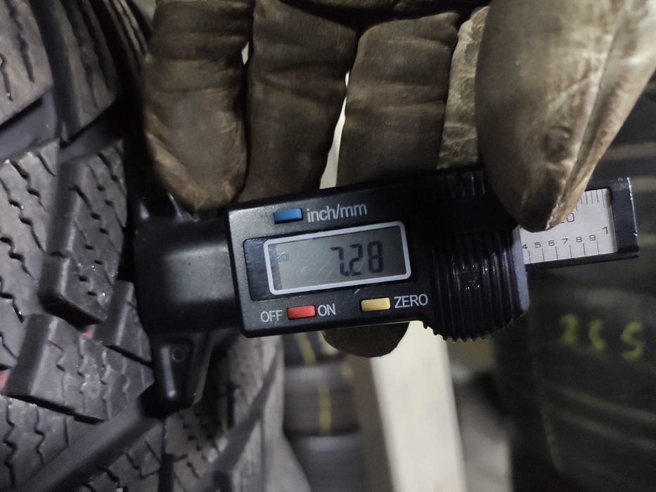 4бр Зимни гуми 235 60 16 - Continental