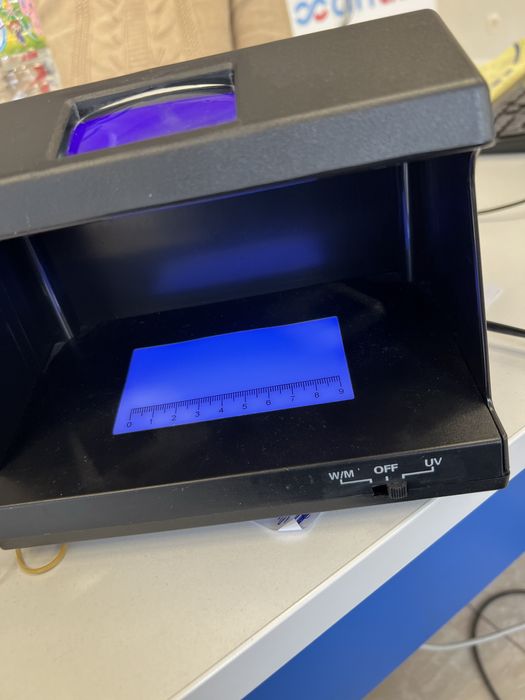 Детектор за пари