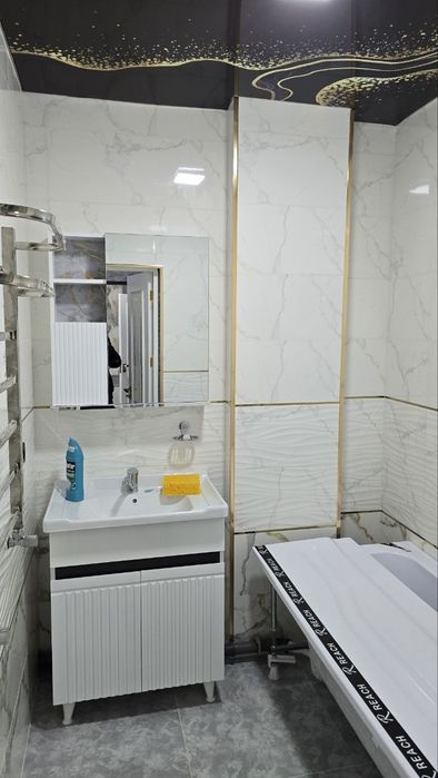 Qorasuv marvaridida 4 xona evroremont kvartira srochna sotiladiii