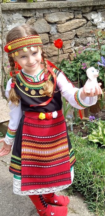 Детски носии за момиче