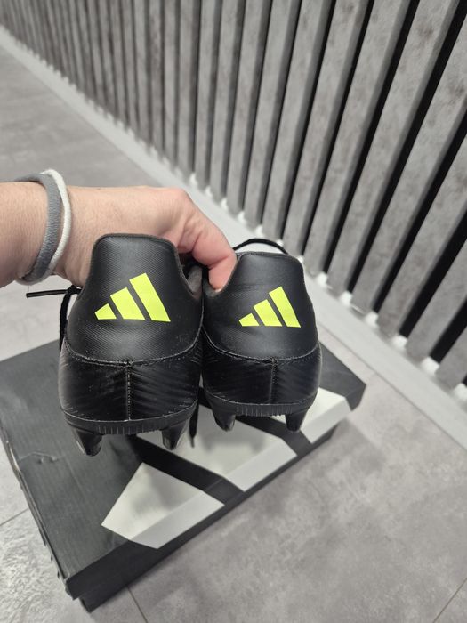 Ghete de fotbal Adidas cu crampoane