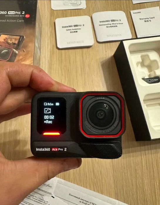 Insta360 Ace Pro 2 - новая, Leica 8K