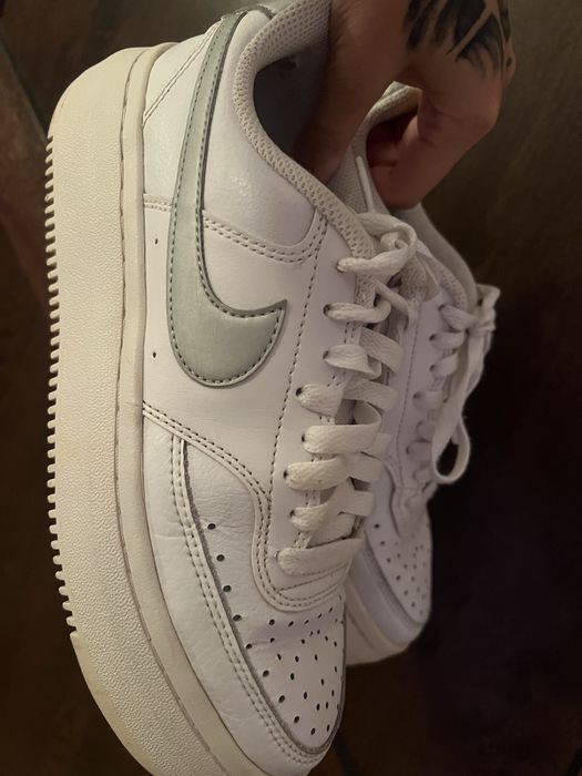Nike маратонки бели кожа