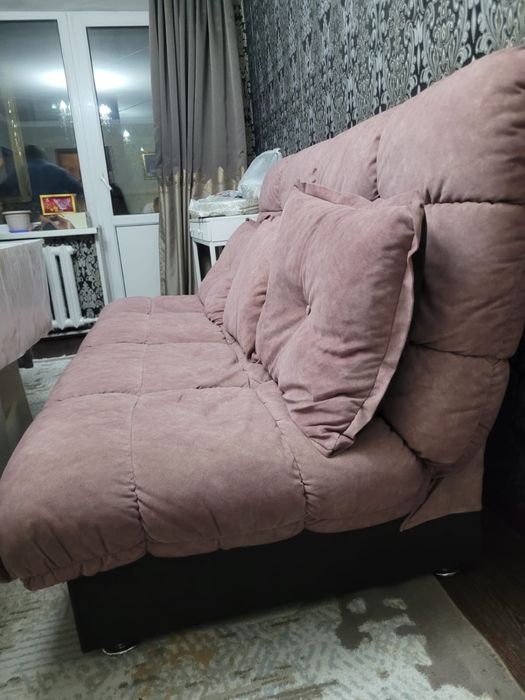 Продается мягкий диван
