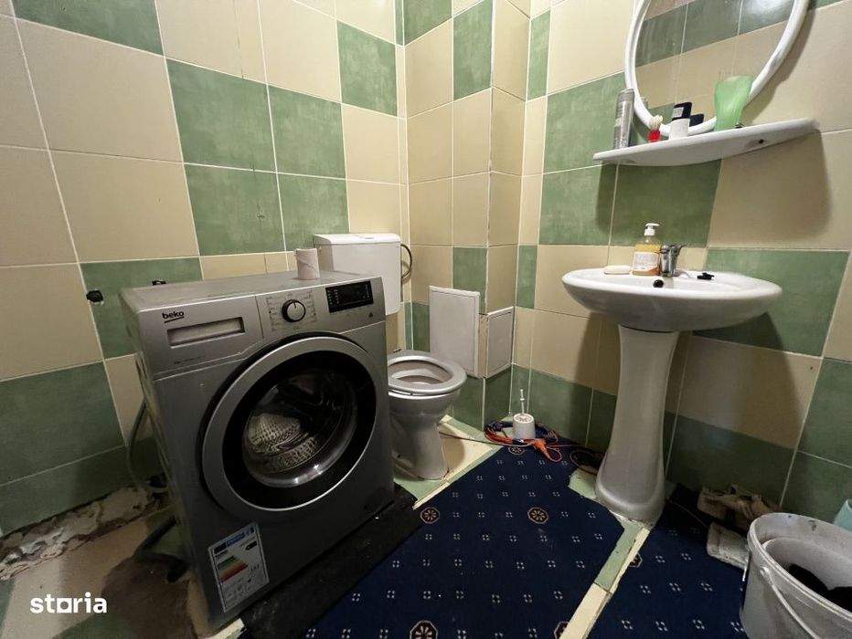Apartament de 2 camere, 57 mp, 2 bai, parcare, zona Porii