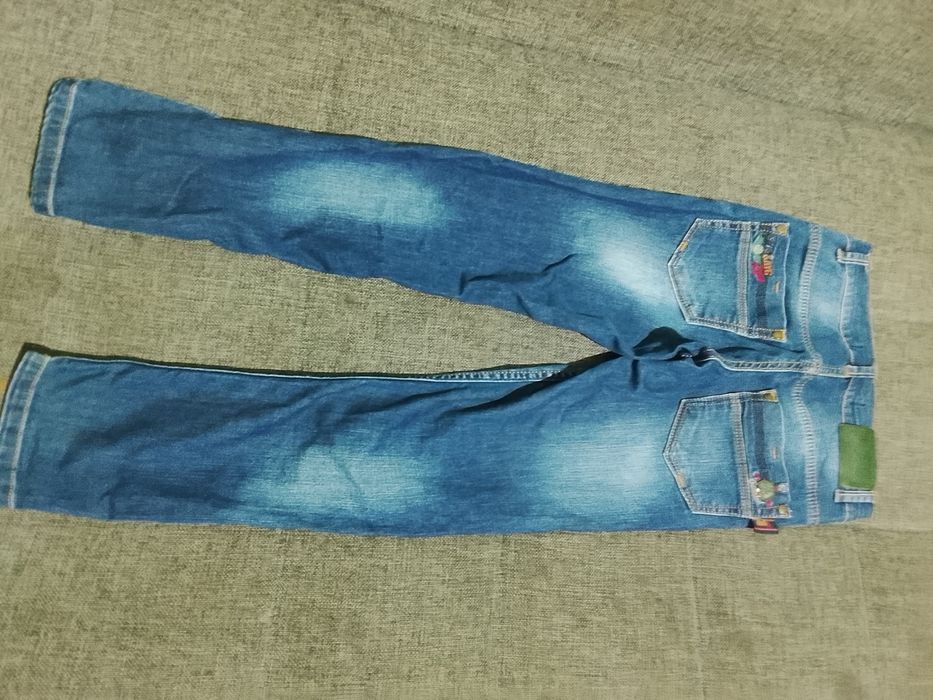 Джинсы на 6-7 лет