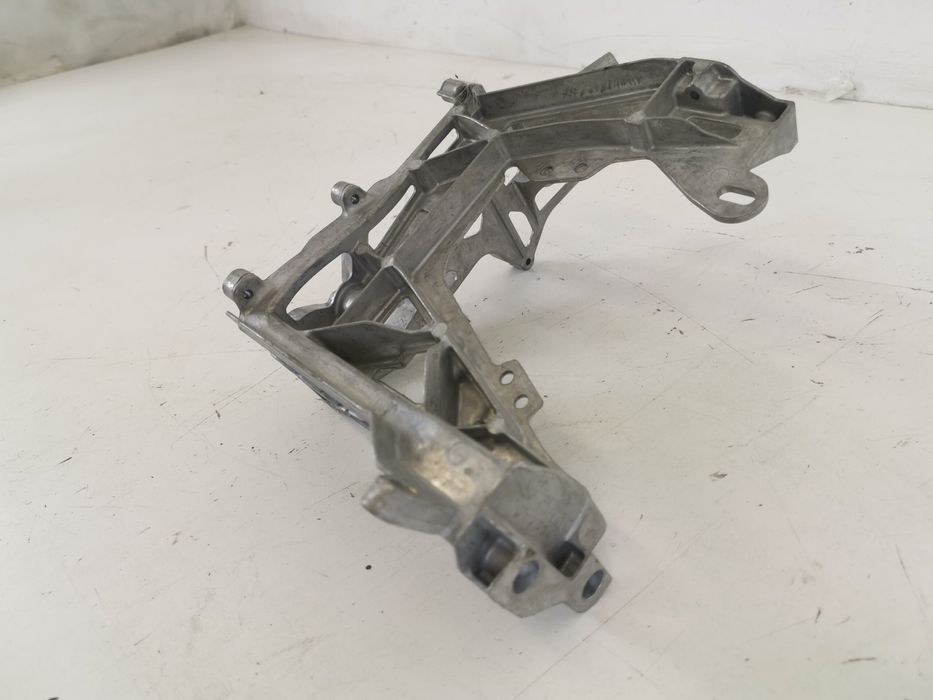 Ляв преден фар Държач / Лев преден фар Държач Mercedes-Benz C-Class W2