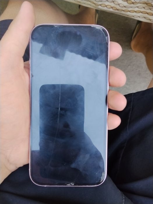 iPhone 15 оригинал