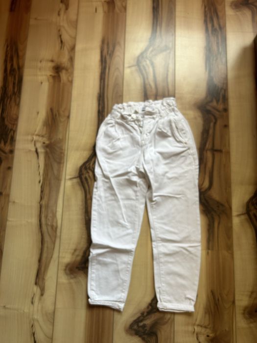 Zara дънки,клин ,рипс