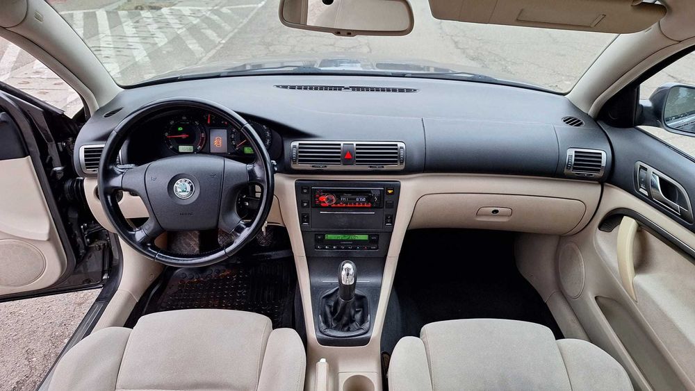 SKODA SUPERB 158.000Km real model ELEGANCE 2007