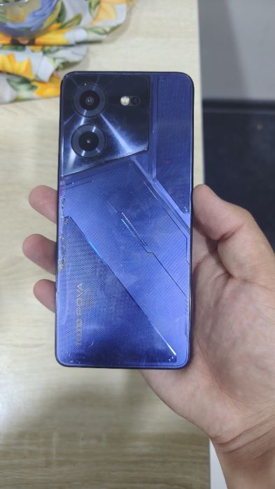 tecno pova 5  8/256gb