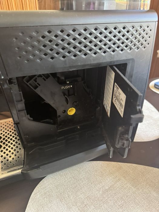 Като НОВ! Philips Series 5400 LatteGo – Най-висок клас, 12 напитки