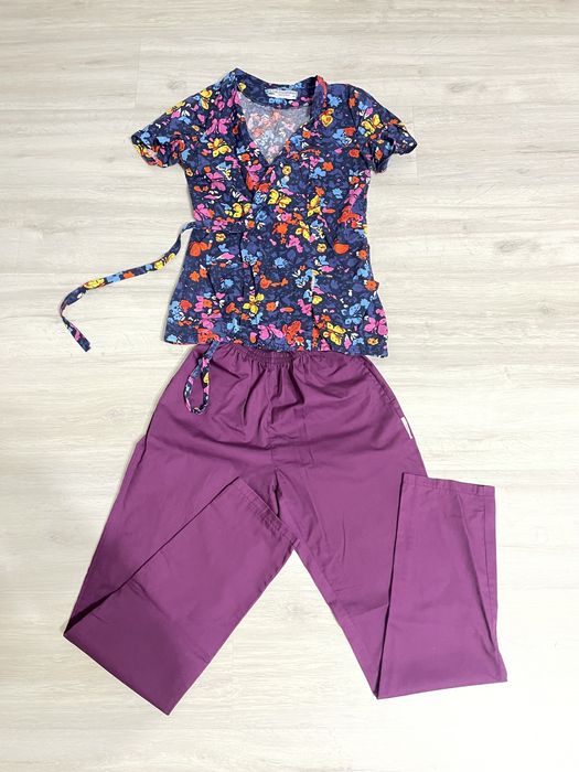 Costum medical marime xs