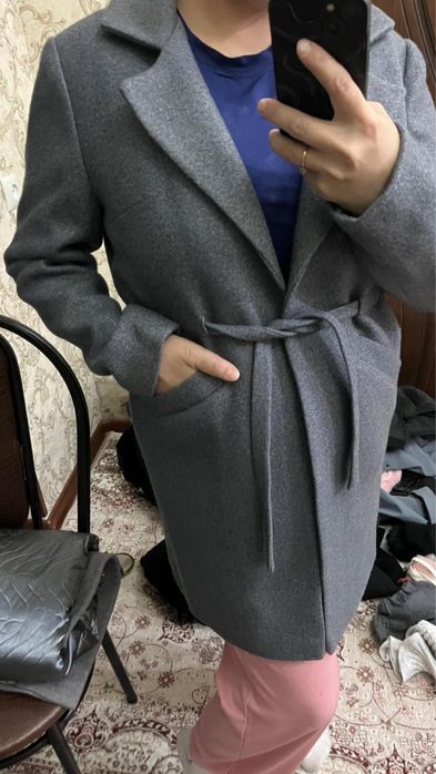 Пальто зимни,осенни