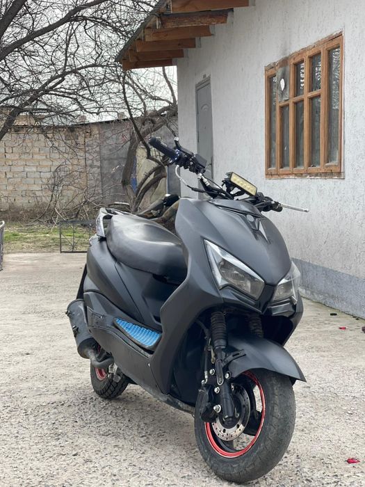 Продам мопед М8  спорт