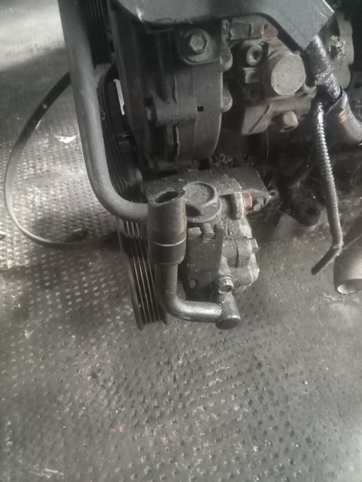 Pompă servo Kia Rio 2 , 1 .5 CRDI 110 CP
