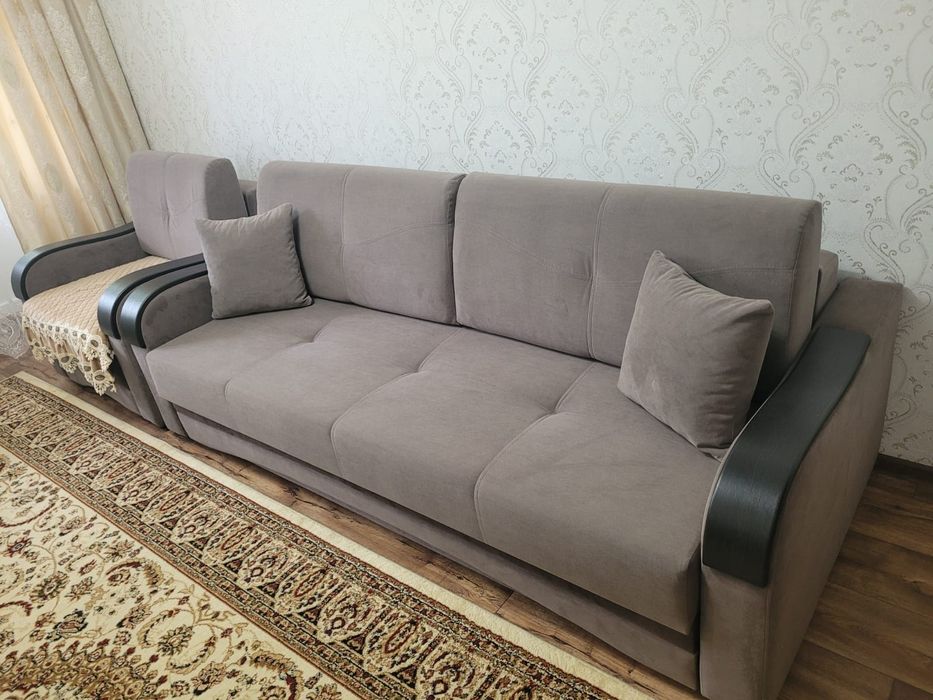 Продам диван с креслом