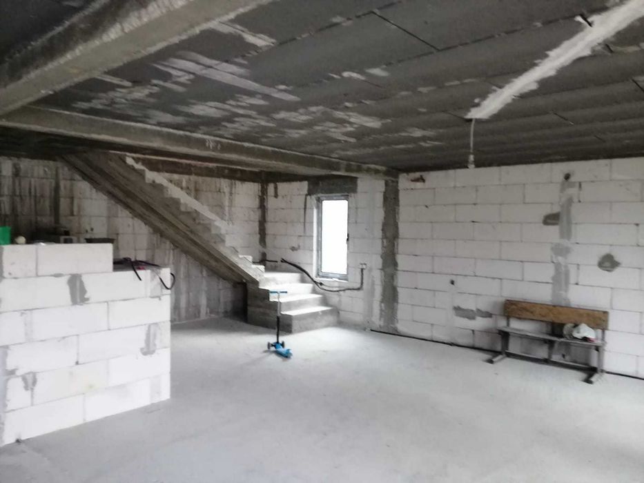 De vanzare casa si teren in Verdea Valcea