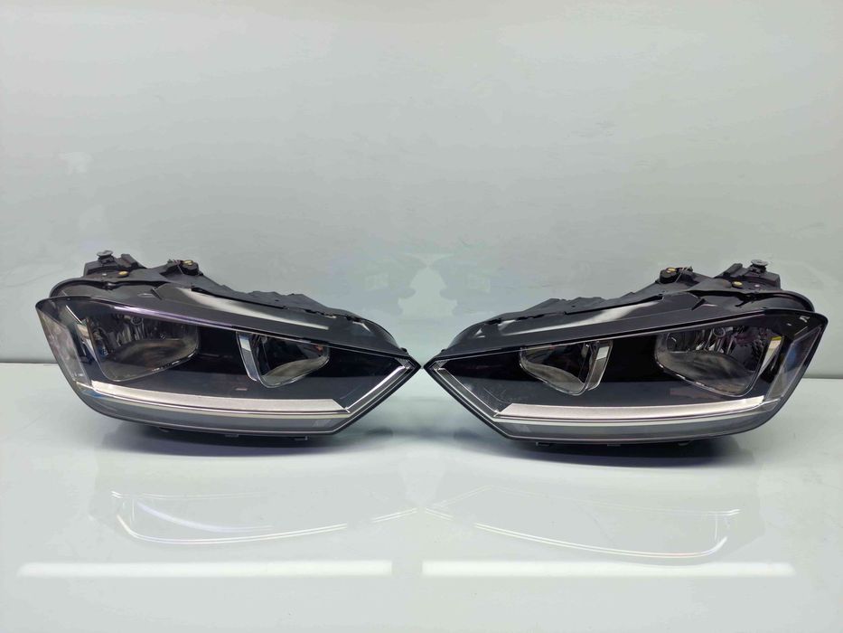 Set faruri Volkswagen Golf 7 Sportsvan (AM1, AN1) [Fabr 2014-prezent]
