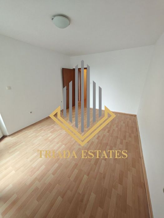 Дава се под наем Тристаен апартамент в Бургас, Възраждане - 108 кв.м за 448.8 € - Снимка #5