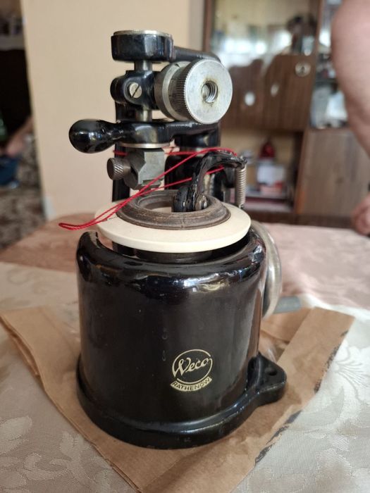 Старинен уред за рязане на диоптрични очила