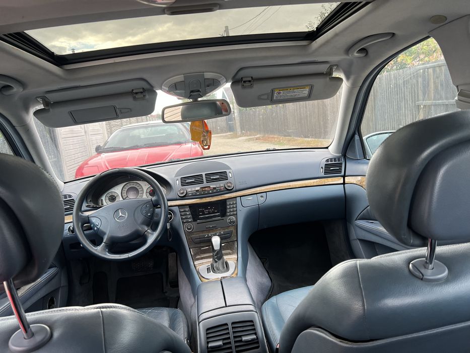 Mercedes E320 Avangarde 4 Matic