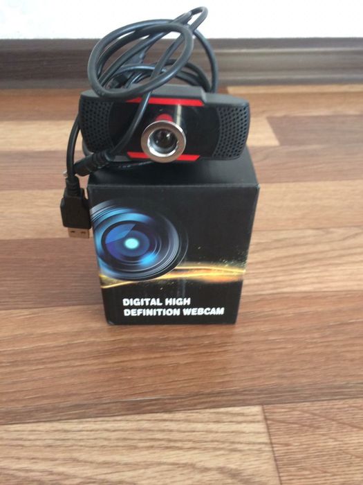 Продам веб камеру