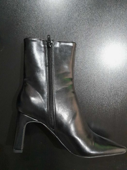 Женски боти естествена кожа