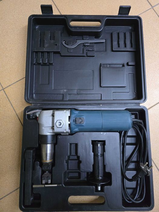 Електрически нимблер[ножица]