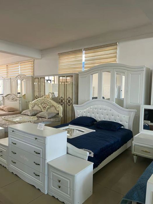 Продам спальня Венера 5д