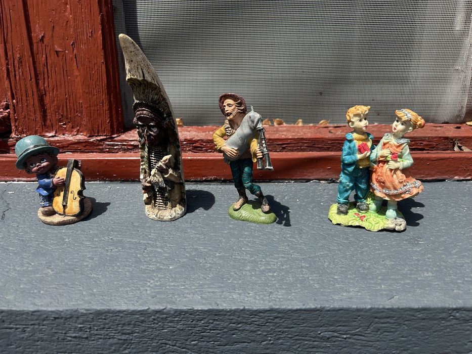 Figurine interesante