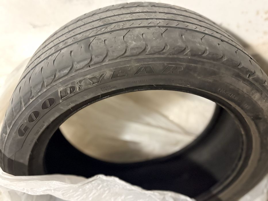 Продам летние Шины пара 2шт