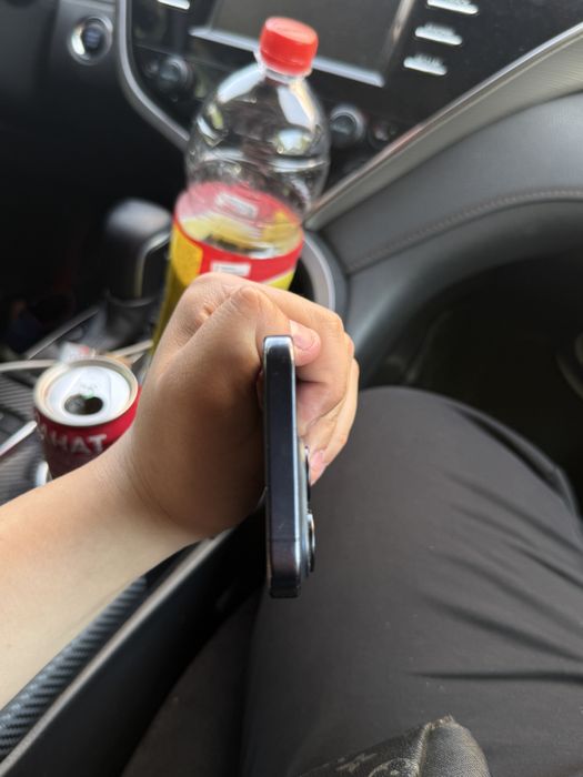 Iphone 15 pro идальное состояние