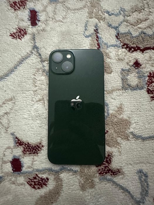 iPhone 13 зеленыи свет каробка есть