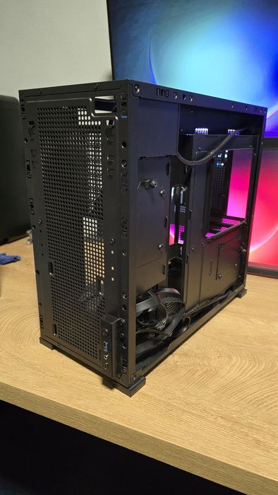 Кутия Jonsbo d41