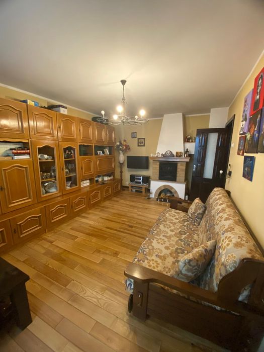 Vând  apartament  2  camere