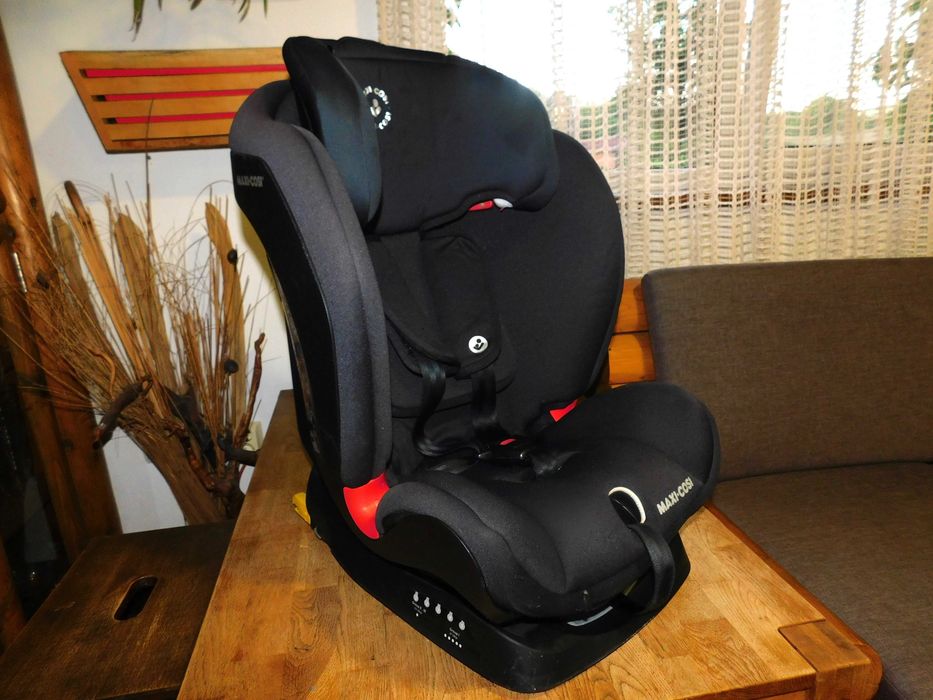 Scaun auto Maxi Cosi Titan * ISOFIX * grupa 9-36 kg