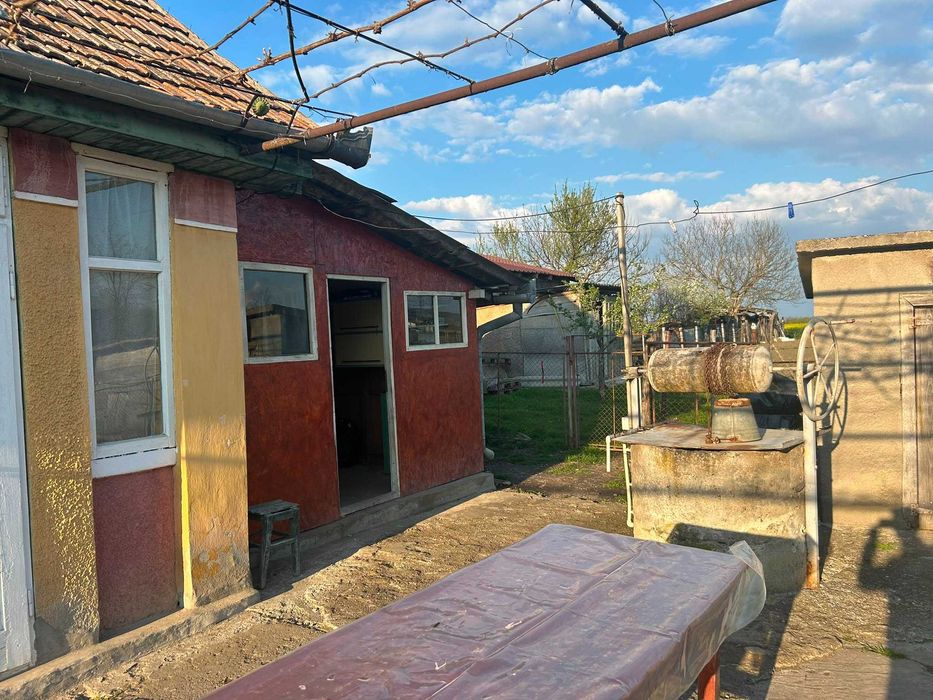Casă de vânzare în sat Sfântu Gheorghe, jud. Mureș – 15 ari teren