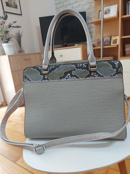 Елегантни Дамски чанти