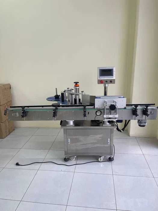 Avtomatik etiketkalash uskunasi этикетка Baklashka butilka