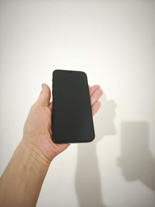 iPhone 12/64GB емкость 70%