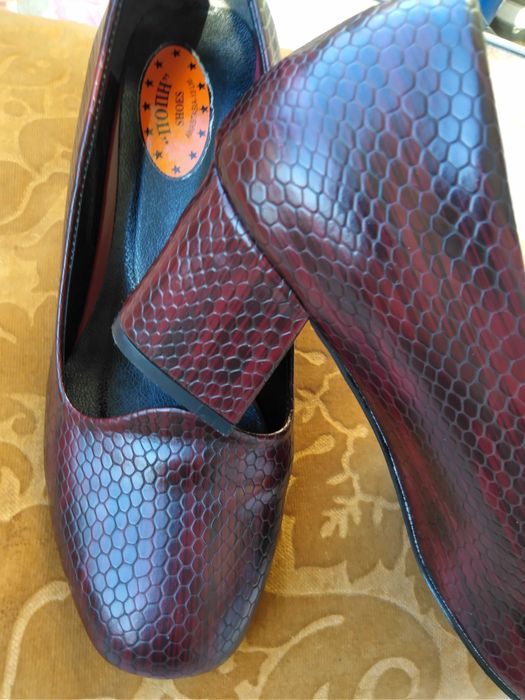 Елегантни дамски обувки на ток N 39