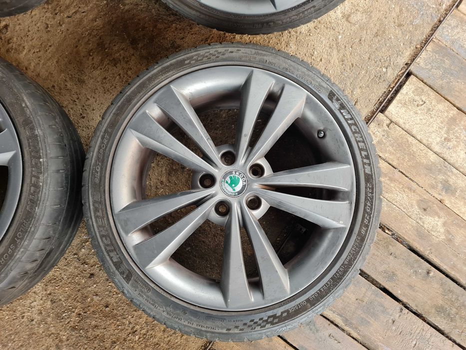 Оригинални лети джанти Шкода VRS 5x112 18" цола