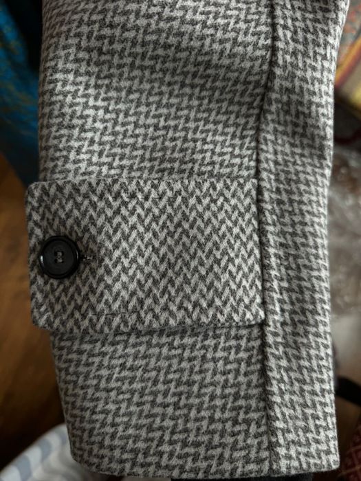 Продается женское пальто