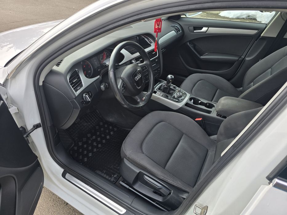 Vand  audi  a4 b8 2010