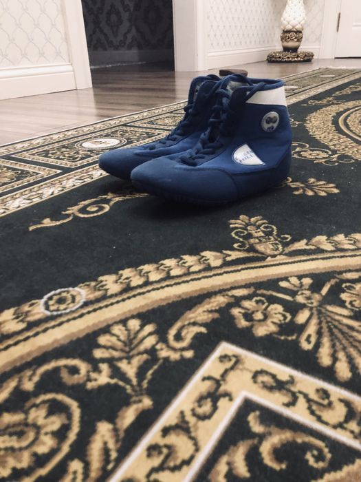 Продаю Борцовки